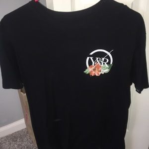 Young and Recklass Tee-Shirt